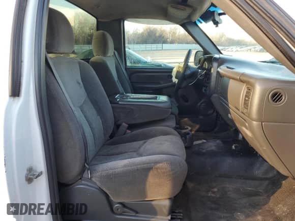 2006 Chevrolet Silverado 1500 Work Truck с VIN 3GCEC14V96G209413, выставлен на аукционе Copart как лот 43834805 с пробегом 268 185 миль миль и Списание • Salvage title. История ставок и продаж доступна на DreamBid. Изображение 10.