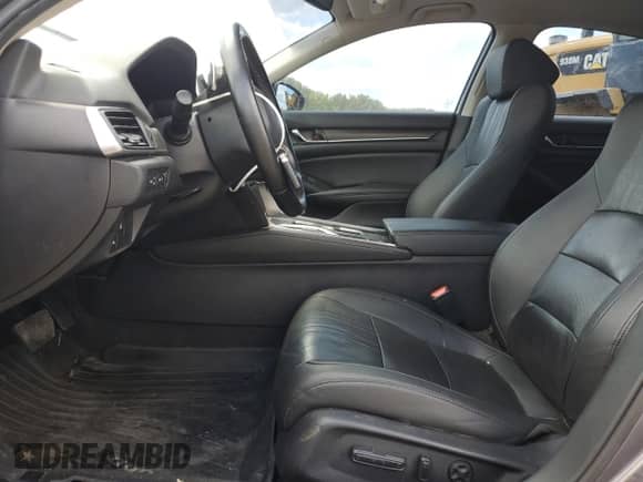 2021 Honda Accord Touring с VIN 1HGCV2F90MA022372, выставлен на аукционе Copart как лот 69996705 с пробегом 70 742 миль миль и Списание • Salvage title. История ставок и продаж доступна на DreamBid. Изображение 7.