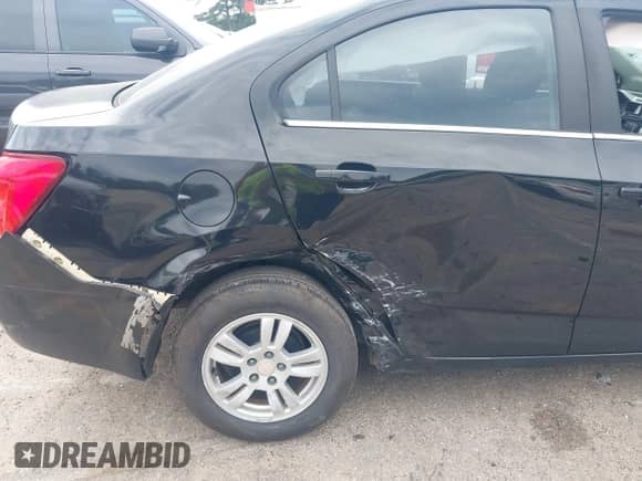 2016 Chevrolet Sonic LT with VIN 1G1JC5SB3G4158139, listed as a IAAI auction lot 42270651 with 89,144 mi miles and . Bid and sale history available at DreamBid. Image 6.