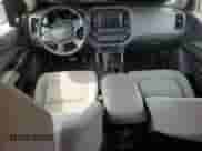 2022 Chevrolet Colorado 2WD Work Truck z VIN 1GCGSBEN9N1172070, wystawiony jako Copart lot #64903605 z przebiegiem 53 398 mil mil oraz Szkoda całkowita • Salvage title. Historia ofert i sprzedaży dostępna na DreamBid. Obrazek 8.