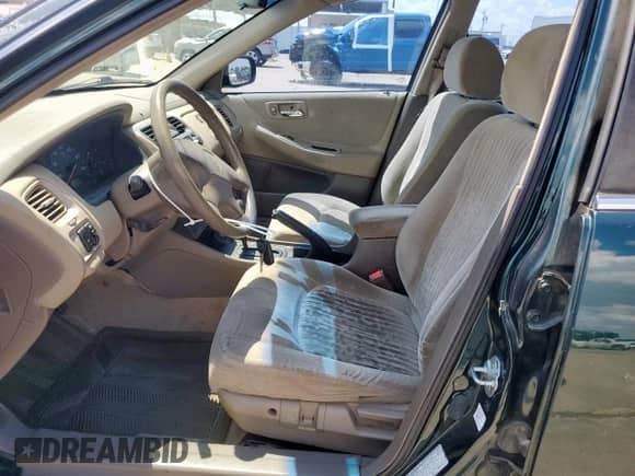 1998 Honda Accord EX with VIN 1HGCG5651WA223130, listed as a Copart auction lot 68553105 with 277,726 mi miles and Salvage title. Bid and sale history available at DreamBid. Image 7.