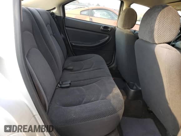 2004 Dodge Stratus SE z VIN 1B3EL36XX4N143938, wystawiony jako Copart lot #53328344 z przebiegiem 146 756 mil mil oraz Szkoda całkowita • Salvage title. Historia ofert i sprzedaży dostępna na DreamBid. Obrazek 6.