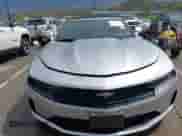 2019 Chevrolet Camaro 1LT z VIN 1G1FB3DS7K0144352, wystawiony jako IAAI lot #41999119 z przebiegiem 125 471 mil mil oraz . Historia ofert i sprzedaży dostępna na DreamBid. Obrazek 13.