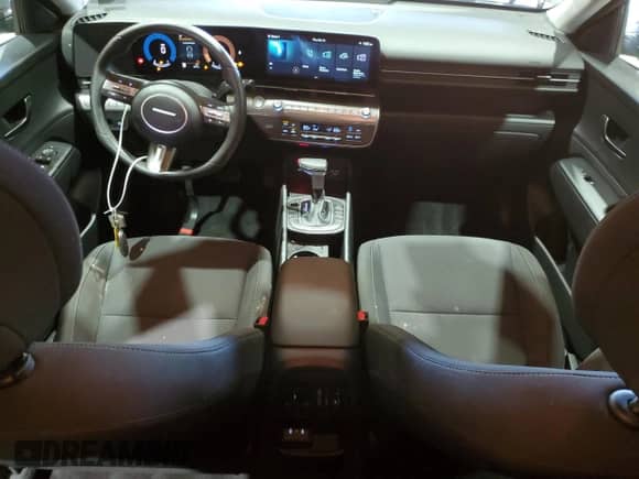 2025 Hyundai Kona SEL с VIN KM8HB3AB4SU321061, выставлен на аукционе Copart как лот 87108655 с пробегом 8 392 миль миль и Списание • Salvage title. История ставок и продаж доступна на DreamBid. Изображение 8.