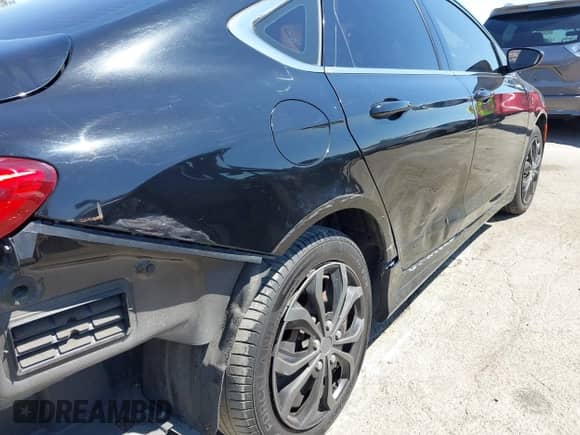 2015 Chrysler 200 LX с VIN 1C3CCCFB3FN735358, выставлен на аукционе IAAI как лот 42849036 с пробегом 190 968 миль миль и . История ставок и продаж доступна на DreamBid. Изображение 6.
