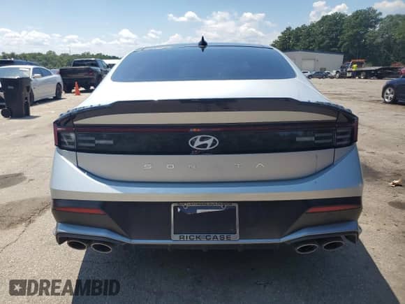 2025 Hyundai Sonata N Line с VIN KMHL54JC7SA442846, выставлен на аукционе Copart как лот 65979995 с пробегом 4 084 миль миль и Списание • Salvage title. История ставок и продаж доступна на DreamBid. Изображение 6.