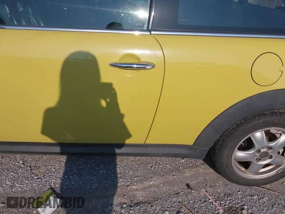 2010 MINI Hardtop with VIN WMWMF3C50ATZ63602, listed as a IAAI auction lot 42577007 with 121,843 mi miles and . Bid and sale history available at DreamBid. Image 6.