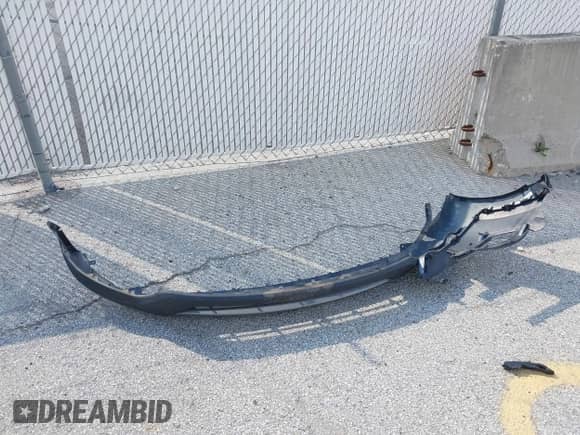 2013 Hyundai Santa Fe Sport with VIN 5XYZUDLB2DG004602, listed as a IAAI auction lot 43128836 with 227,880 mi miles and . Bid and sale history available at DreamBid. Image 12.