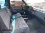 1992 Chevrolet Silverado 1500 с VIN 1GCDC14K8NZ162150, выставлен на аукционе IAAI как лот 42519095 с пробегом 1 561 524 миль миль и . История ставок и продаж доступна на DreamBid. Изображение 5.