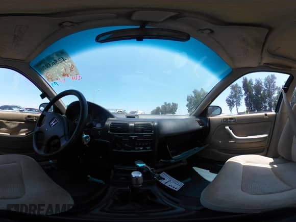 1991 Honda Accord EX z VIN JHMCB7560MC063583, wystawiony jako IAAI lot #42563870 z przebiegiem 226 798 mil mil oraz . Historia ofert i sprzedaży dostępna na DreamBid. Obrazek 20.