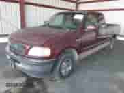 1997 Ford F-150 z VIN 1FTDX1760VKA67836, wystawiony jako IAAI lot #43518241 z przebiegiem 259 458 mil mil oraz . Historia ofert i sprzedaży dostępna na DreamBid. Obrazek 2.