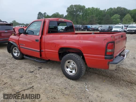 2000 Dodge 1500 с VIN 1B7HC16Y5YS522393, выставлен на аукционе Copart как лот 53538405 с пробегом Не указан миль и Списание • Salvage title. История ставок и продаж доступна на DreamBid. Изображение 2.