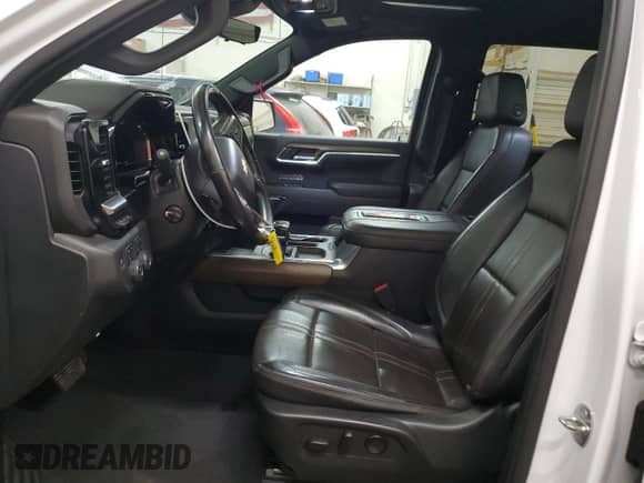 2022 Chevrolet Silverado 1500 High Country z VIN 3GCUDJEL7NG517295, wystawiony jako Copart lot #42126965 z przebiegiem 72 744 mil mil oraz Szkoda całkowita • Salvage title. Historia ofert i sprzedaży dostępna na DreamBid. Obrazek 7.