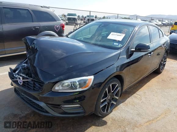 2017 Volvo S60 Dynamic с VIN YV126MFL3H2436352, выставлен на аукционе IAAI как лот 42374807 с пробегом 126 035 миль миль и . История ставок и продаж доступна на DreamBid. Изображение 2.