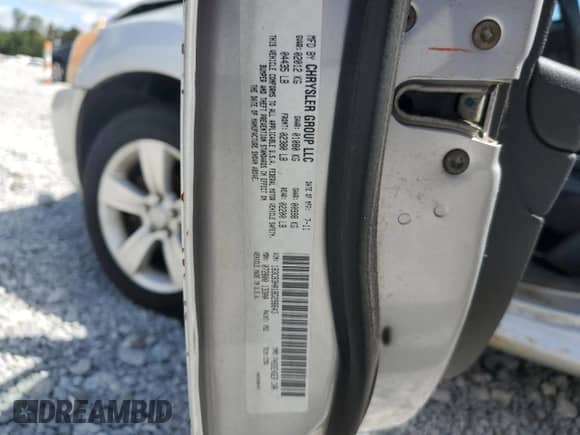 2011 Dodge Caliber Mainstreet with VIN 1B3CB3HA1BD298643, listed as a Copart auction lot 70346555 with 157,144 mi miles and Salvage title. Bid and sale history available at DreamBid. Image 12.