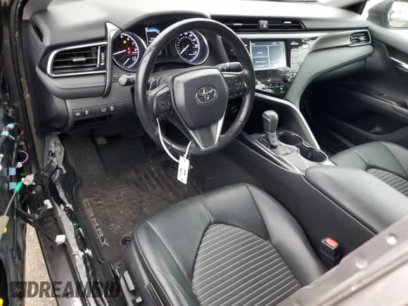 2019 Toyota Camry SE z VIN 4T1B11HK0KU207285, wystawiony jako Copart lot #82714065 z przebiegiem 57 939 mil mil oraz Szkoda całkowita • Salvage title. Historia ofert i sprzedaży dostępna na DreamBid. Obrazek 8.