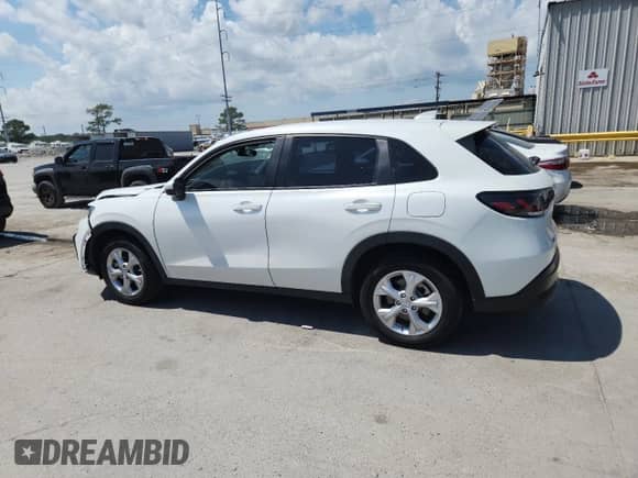 2025 Honda HR-V LX with VIN 3CZRZ2H34SM712691, listed as a Copart auction lot 72010325 with 17,597 mi miles and Salvage title. Bid and sale history available at DreamBid. Image 2.