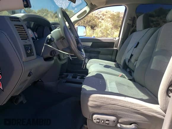 2008 Dodge 2500 SXT with VIN 3D7KS29A18G133261, listed as a Copart auction lot 67578055 with 260,022 mi miles and Salvage title. Bid and sale history available at DreamBid. Image 7.
