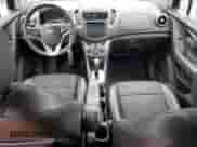 2015 Chevrolet Trax LT с VIN KL7CJLSB8FB231572, выставлен на аукционе Copart как лот 43574065 с пробегом 111 562 миль миль и Списание • Salvage title. История ставок и продаж доступна на DreamBid. Изображение 8.