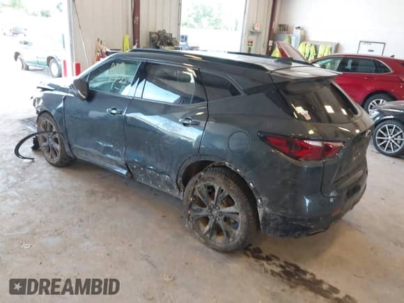 2020 Chevrolet Blazer RS с VIN 3GNKBKRS0LS636070, выставлен на аукционе IAAI как лот 42788764 с пробегом 121 645 миль миль и . История ставок и продаж доступна на DreamBid. Изображение 3.