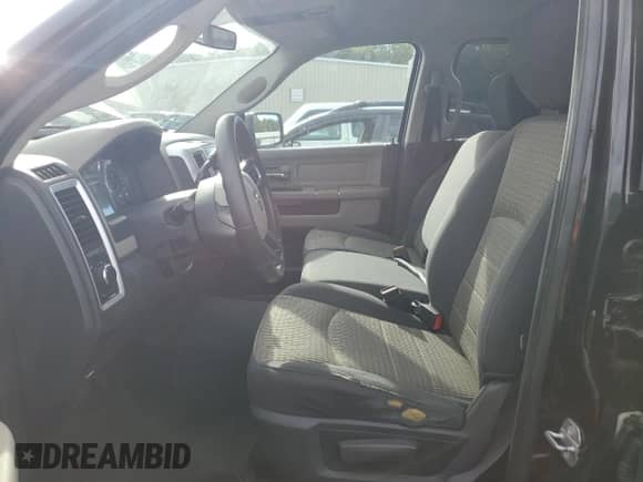 2010 Dodge 1500 SLT z VIN 1D7RV1CP6AS105919, wystawiony jako Copart lot #71686285 z przebiegiem Nie podano mil oraz Szkoda całkowita • Salvage title. Historia ofert i sprzedaży dostępna na DreamBid. Obrazek 7.