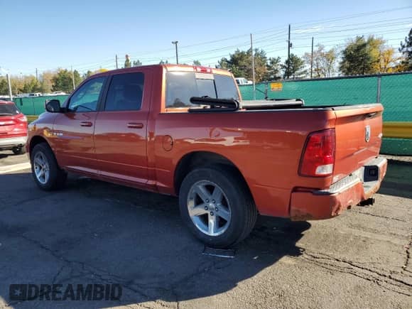 2009 Dodge 1500 SLT with VIN 1D3HV13T19S702207, listed as a Copart auction lot 82723095 with 194,064 mi miles and Clean title. Bid and sale history available at DreamBid. Image 2.