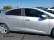 2017 Chevrolet Volt LT z VIN 1G1RC6S59HU212998, wystawiony jako IAAI lot #43341103 z przebiegiem 138 452 mil mil oraz . Historia ofert i sprzedaży dostępna na DreamBid. Obrazek 14.