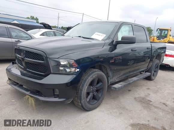 2015 Ram 1500 Express z VIN 1C6RR7KTXFS680314, wystawiony jako IAAI lot #43040717 z przebiegiem 153 999 mil mil oraz . Historia ofert i sprzedaży dostępna na DreamBid. Obrazek 2.