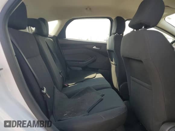 2015 Ford Focus SE с VIN 1FADP3K28FL265582, выставлен на аукционе Copart как лот 65021365 с пробегом 99 608 миль миль и Списание • Salvage title. История ставок и продаж доступна на DreamBid. Изображение 10.