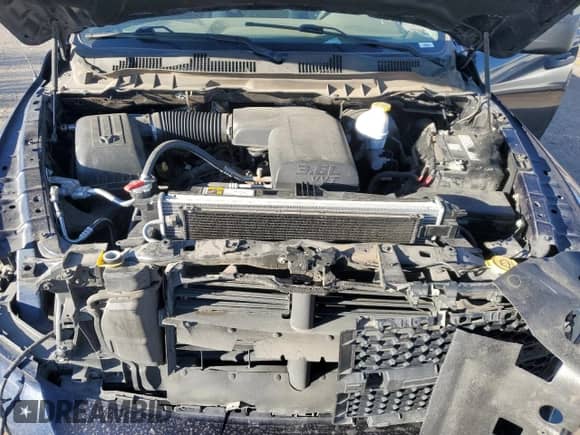 2018 Ram 1500 Express z VIN 1C6RR7KG7JS295014, wystawiony jako Copart lot #49279095 z przebiegiem 113 485 mil mil oraz Szkoda całkowita • Salvage title. Historia ofert i sprzedaży dostępna na DreamBid. Obrazek 12.