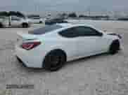 2013 Hyundai Genesis Coupe Track с VIN KMHHU6KJ7DU096820, выставлен на аукционе Copart как лот 71208644 с пробегом 121 641 миль миль и Списание • Salvage title. История ставок и продаж доступна на DreamBid. Изображение 3.
