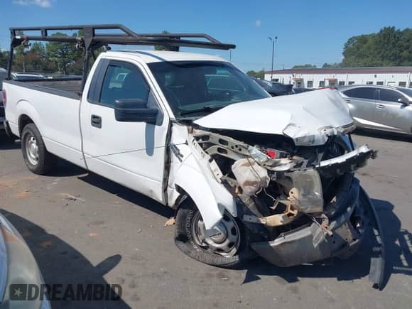 2011 Ford F-150 XL with VIN 1FTNF1CFXBKD71717, listed as a IAAI auction lot 43185498 with 201,430 mi miles and . Bid and sale history available at DreamBid. Image 1.