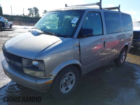 2005 Chevrolet Astro with VIN 1GNEL19X05B123979, listed as a IAAI auction lot 41525905 with Not provided miles and . Bid and sale history available at DreamBid. Image 2.