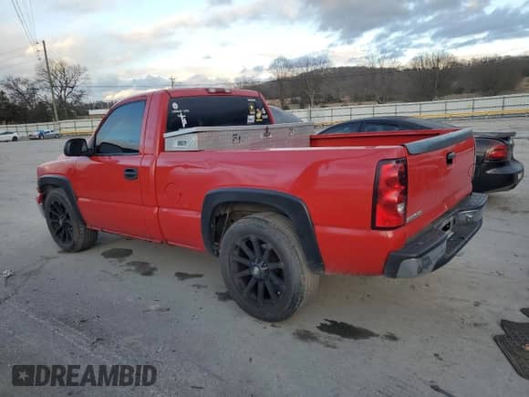 2000 Chevrolet Silverado 1500 with VIN 1GCEC14W8YZ158580, listed as a Copart auction lot 87218854 with Not provided miles and Salvage title. Bid and sale history available at DreamBid. Image 2.