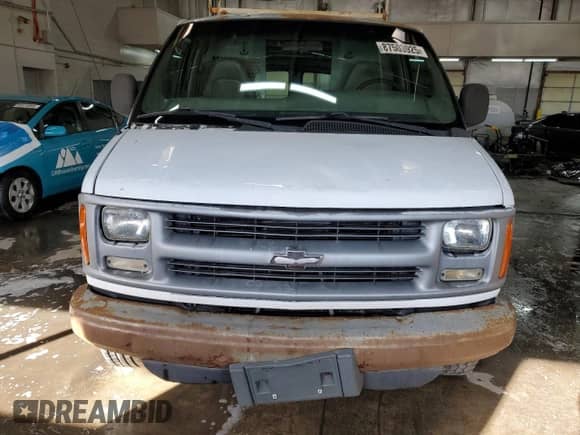 2000 Chevrolet City Express Cargo с VIN 1GCHG39R5Y1170717, выставлен на аукционе Copart как лот 87503925 с пробегом 305 083 миль миль и Чистый • Clean title. История ставок и продаж доступна на DreamBid. Изображение 5.