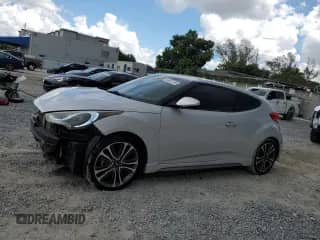 2016 Hyundai Veloster Turbo Rally Edition с VIN KMHTC6AE4GU282689, выставлен на аукционе Copart как лот 69681295 с пробегом 85 036 миль миль и Списание • Salvage title. История ставок и продаж доступна на DreamBid. Изображение 1.