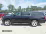 2019 Chevrolet Suburban LT с VIN 1GNSKHKC1KR174495, выставлен на аукционе IAAI как лот 43082154 с пробегом 150 583 миль миль и . История ставок и продаж доступна на DreamBid. Изображение 14.