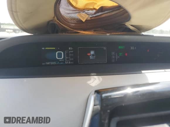 2016 Toyota Prius Three z VIN JTDKARFU9G3509713, wystawiony jako Copart lot #64171375 z przebiegiem 187 203 mil mil oraz Szkoda całkowita • Salvage title. Historia ofert i sprzedaży dostępna na DreamBid. Obrazek 9.