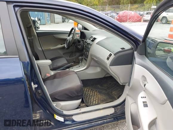 2011 Toyota Corolla S с VIN 2T1BU4EE5BC658785, выставлен на аукционе IAAI как лот 43309239 с пробегом 220 800 миль миль и . История ставок и продаж доступна на DreamBid. Изображение 5.