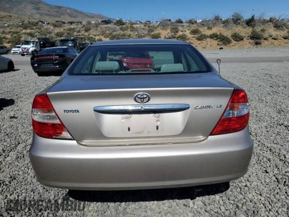 2004 Toyota Camry LE with VIN 4T1BE32K74U814747, listed as a Copart auction lot 63083855 with 209,047 mi miles and Clean title. Bid and sale history available at DreamBid. Image 6.