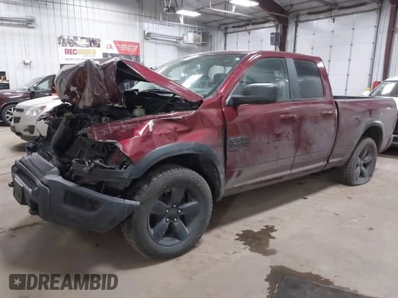 2019 Ram 1500 Warlock z VIN 1C6RR7GG5KS670604, wystawiony jako IAAI lot #41689513 z przebiegiem 149 059 mil mil oraz . Historia ofert i sprzedaży dostępna na DreamBid. Obrazek 17.