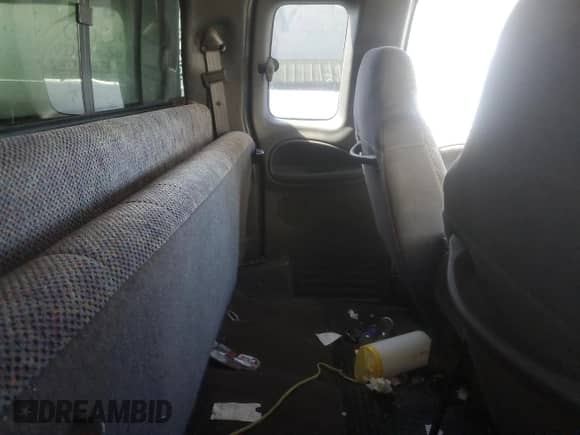 1998 Dodge 2500 с VIN 1B7KC23Z6WJ239660, выставлен на аукционе Copart как лот 66521915 с пробегом 229 295 миль миль и Списание • Salvage title. История ставок и продаж доступна на DreamBid. Изображение 10.