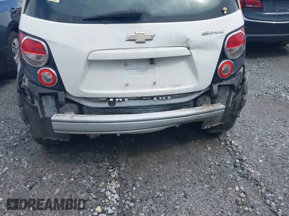 2015 Chevrolet Sonic LS с VIN 1G1JA6SH3F4207922, выставлен на аукционе IAAI как лот 42434022 с пробегом 123 459 миль миль и . История ставок и продаж доступна на DreamBid. Изображение 13.