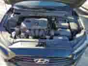 2019 Hyundai Veloster 2.0 z VIN KMHTG6AFXKU011920, wystawiony jako Copart lot #40212823 z przebiegiem 47 469 mil mil oraz . Historia ofert i sprzedaży dostępna na DreamBid. Obrazek 11.