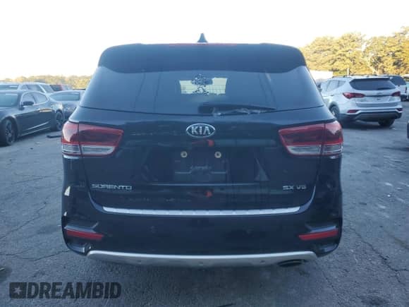 2017 Kia Sorento SX z VIN 5XYPKDA59HG238882, wystawiony jako Copart lot #86688855 z przebiegiem 163 891 mil mil oraz Czysty tytuł • Clean title. Historia ofert i sprzedaży dostępna na DreamBid. Obrazek 6.
