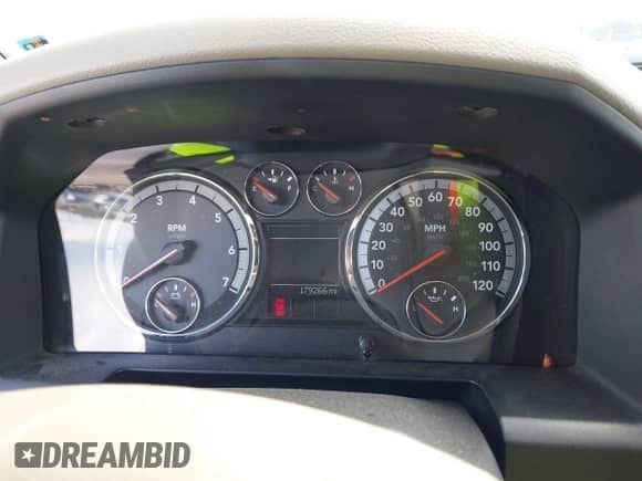 2011 Ram 1500 SLT с VIN 1D7RV1GT2BS679197, выставлен на аукционе IAAI как лот 43059227 с пробегом 179 266 миль миль и . История ставок и продаж доступна на DreamBid. Изображение 7.