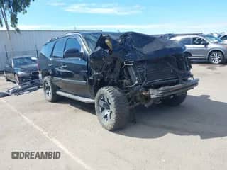 2007 Chevrolet Tahoe LTZ с VIN 1GNFC13017R428126, выставлен на аукционе IAAI как лот 43237559 с пробегом 205 005 миль миль и . История ставок и продаж доступна на DreamBid. Изображение 1.