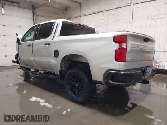 2020 Chevrolet Silverado 1500 Custom Trail Boss with VIN 3GCPYCEF7LG255928, listed as a IAAI auction lot 41109790 with 63,324 mi miles and . Bid and sale history available at DreamBid. Image 3.