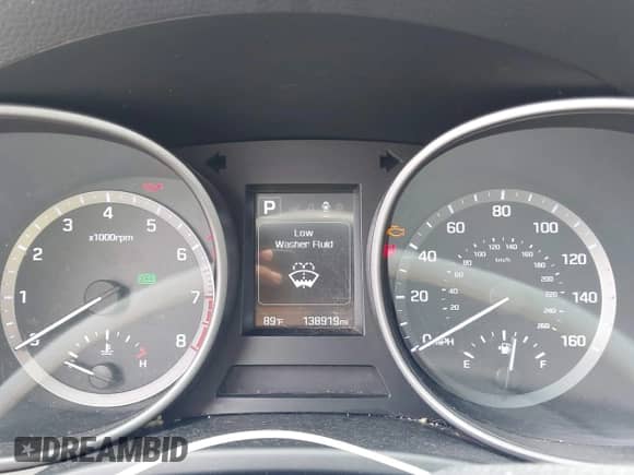 2018 Hyundai Santa Fe 2.4L с VIN 5NMZT3LB5JH065442, выставлен на аукционе IAAI как лот 43032364 с пробегом 138 919 миль миль и . История ставок и продаж доступна на DreamBid. Изображение 7.