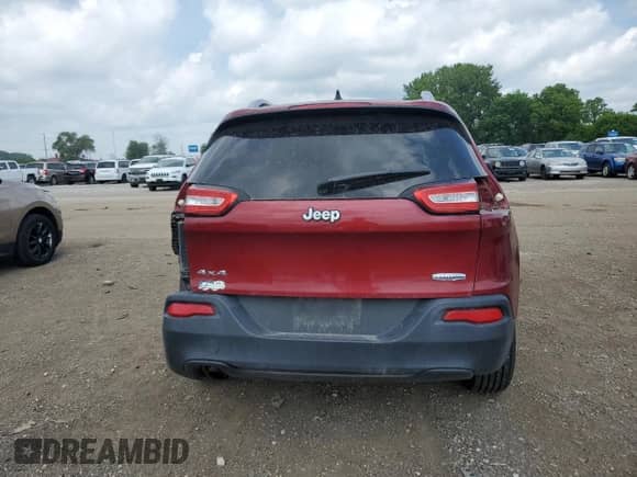 2014 Jeep Cherokee Latitude с VIN 1C4PJMCB8EW176525, выставлен на аукционе Copart как лот 60784085 с пробегом 103 645 миль миль и Списание • Salvage title. История ставок и продаж доступна на DreamBid. Изображение 6.